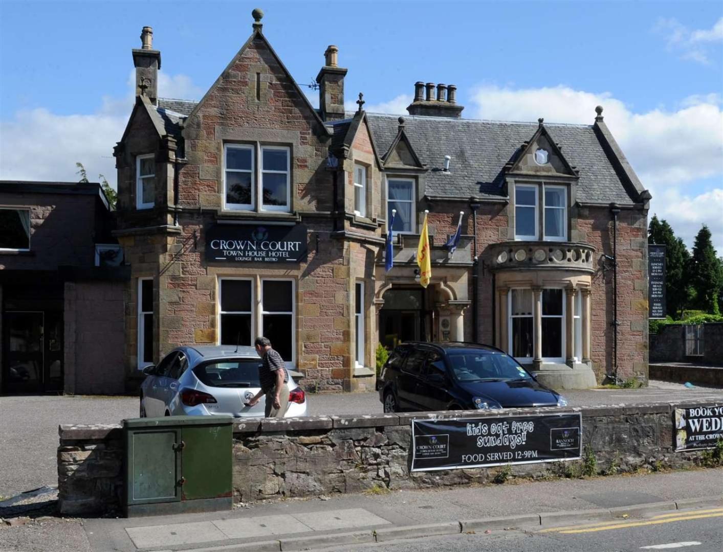 Crown Hotel & Bar Inverness Exterior photo